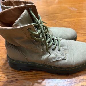 DR MARTEN COMBS Army green Lace Up Military Work Boot Mens 10